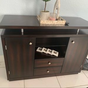 Wooden dining server